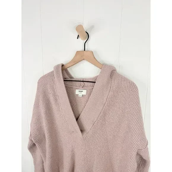 ‼️3/$30‼️ Aerie Taupe Oversized Hoodie Sweater XS V Neck Knit - Picture 5 of 10